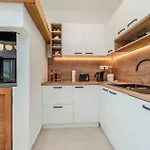 4 Bedroom Cozy In Jovici Semesterbostad Jovici (Zadar)