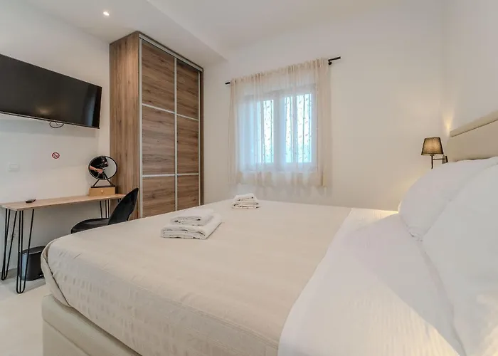 Dom wakacyjny 4 Bedroom Cozy In Jovici