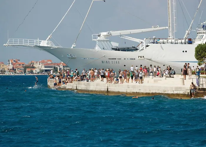 4 Bedroom Cozy In Jovici Jovici (Zadar)